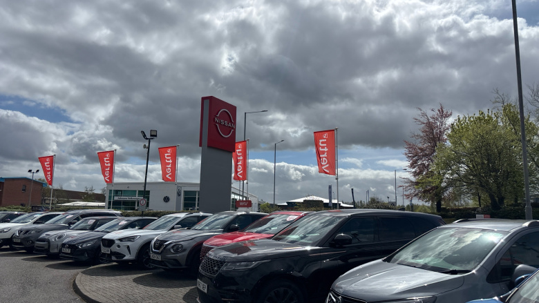 Peugeot 2008 1.6 BlueHDi 100 Allure 5dr [Start Stop] Diesel Estate